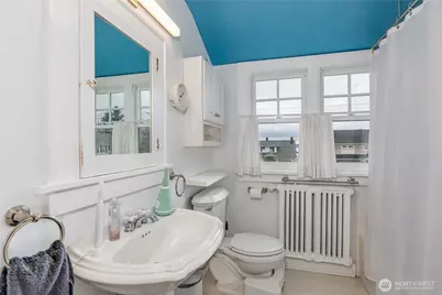 1005 Grand Avenue, Everett, WA 98201 - Photo 24