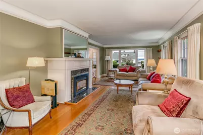 1005 Grand Avenue, Everett, WA 98201 - Photo 10