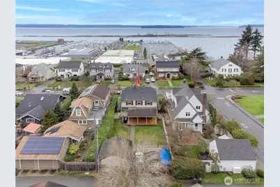 1005 Grand Avenue, Everett, WA 98201 - Photo 2