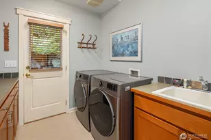 4411 NE 90th St, Seattle, WA 98115 - Photo 14
