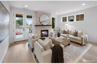 208 35th Avenue E, Seattle, WA 98112 - Photo 2