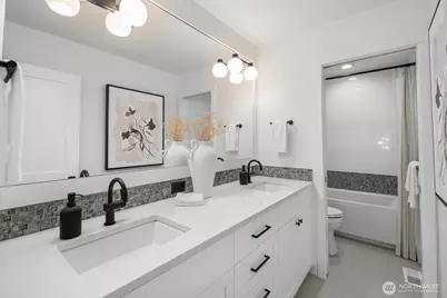 208 35th Avenue E, Seattle, WA 98112 - Photo 26