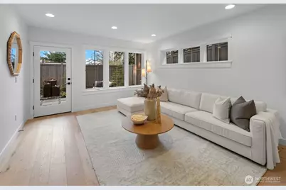 208 35th Avenue E, Seattle, WA 98112 - Photo 28