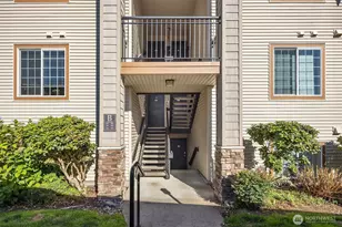 25025 SE Klahanie Blvd, Issaquah, WA 98029 - Photo 2