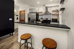 2006 Yale Ave. E., Seattle, WA 98102 - Photo 10