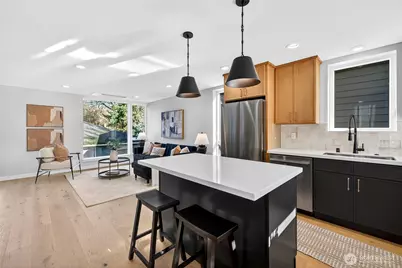 5514 25th Avenue NE #B, Seattle, WA 98105 - Photo 8
