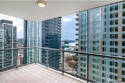 588 Bell Street #2902S, Seattle, WA 98121 - Photo 16