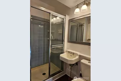 714 1st Avenue W #301, Seattle, WA 98119 - Photo 12