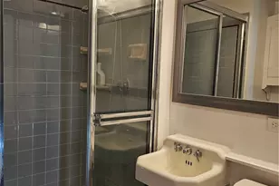 714 1st Ave W, Seattle, WA 98119 - Photo 12