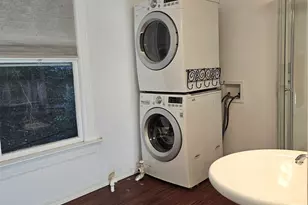 714 1st Ave W, Seattle, WA 98119 - Photo 8