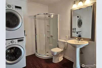 714 1st Avenue W #301, Seattle, WA 98119 - Photo 10