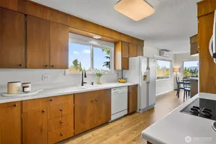 10010 Lakemont Ave, Lake Stevens, WA 98258 - Photo 4