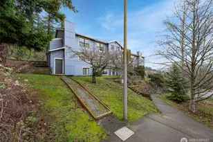 816 20th St, Bellingham, WA 98225 - Photo 4