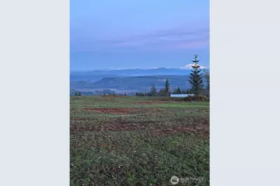 224 Suncrest Drive, Castle Rock, WA 98611 - Photo 4