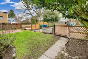 8051 15th Ave NE, Seattle, WA 98115 - Photo 24