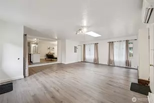 20911 W Richmond Rd, Bothell, WA 98021 - Photo 10