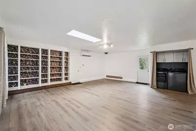 20911 W Richmond Road, Bothell, WA 98021 - Photo 8