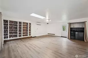 20911 W Richmond Rd, Bothell, WA 98021 - Photo 8