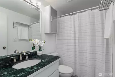 3030 14th Avenue W #304, Seattle, WA 98119 - Photo 18
