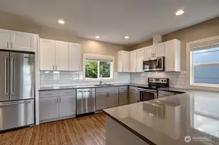 5037 21st Ave NE, Seattle, WA 98105 - Photo 6