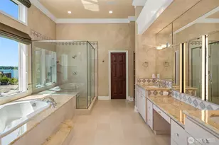 10132 NE 59th St, Kirkland, WA 98033 - Photo 24