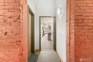 1120 Cliff Ave, Tacoma, WA 98402 - Photo 4