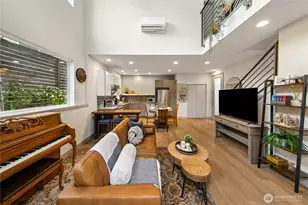 4329 Woodland Park Ave N, Seattle, WA 98103 - Photo 16