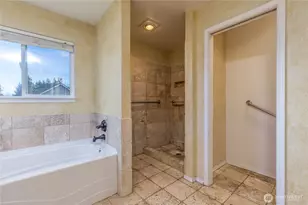 28124 23rd Ave S, Federal Way, WA 98003 - Photo 16