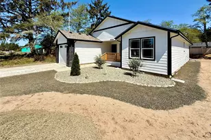 684 Lake Island Ave SE, Ocean Shores, WA 98569 - Photo 10