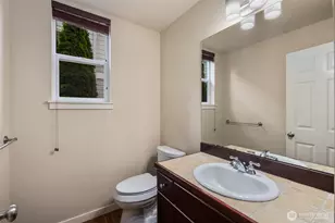 21705 38th Dr SE, Bothell, WA 98021 - Photo 16