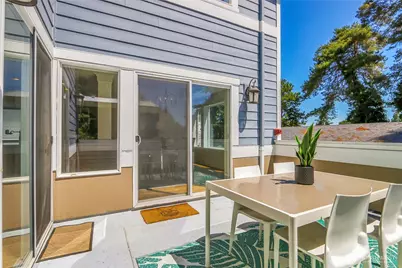 9510 9th Avenue NW, Seattle, WA 98117 - Photo 10