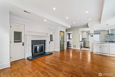 9510 9th Avenue NW, Seattle, WA 98117 - Photo 8