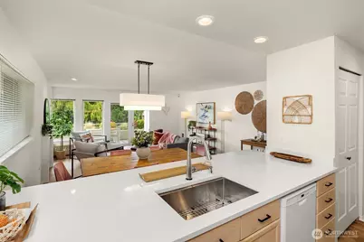 4457 44th Avenue SW #102, Seattle, WA 98116 - Photo 10