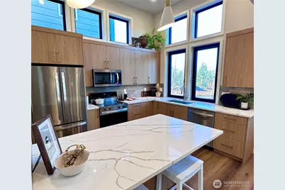 4304 Creston Way, Bellingham, WA 98226 - Photo 2