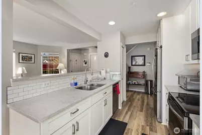 4802 Nassau Avenue NE #105, Tacoma, WA 98422 - Photo 10