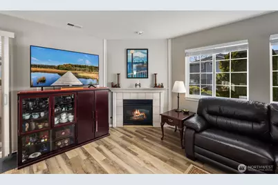 4802 Nassau Avenue NE #105, Tacoma, WA 98422 - Photo 6