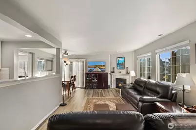 4802 Nassau Avenue NE #105, Tacoma, WA 98422 - Photo 4