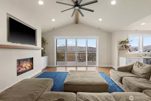 2053 Broadcrest Ct, Wenatchee, WA 98801 - Photo 4