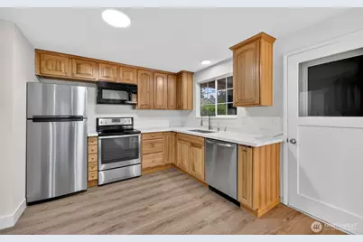 849 S Jackson Avenue, Tacoma, WA 98465 - Photo 6