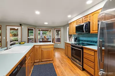 7645 58th Avenue NE, Olympia, WA 98516 - Photo 10