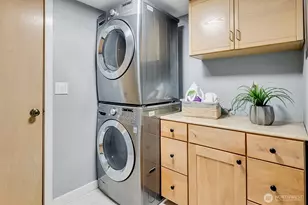 10825 NE 62nd St, Kirkland, WA 98033 - Photo 34