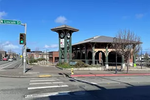222 N Lincoln Street, Port Angeles, WA 98362 - Photo 16