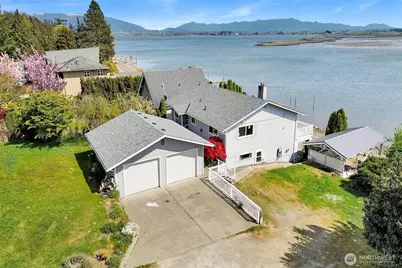 11586 Scott Road, Bow, WA 98232 - Photo 4