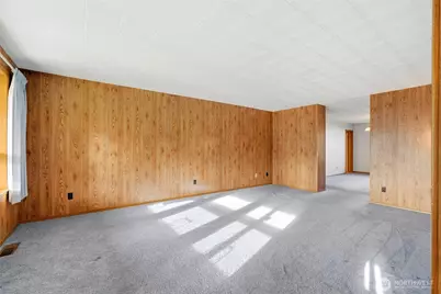 29 105th Street SE, Everett, WA 98208 - Photo 4