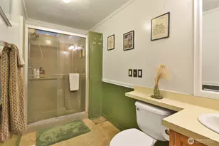 12611 NE 197th St, Bothell, WA 98011 - Photo 18