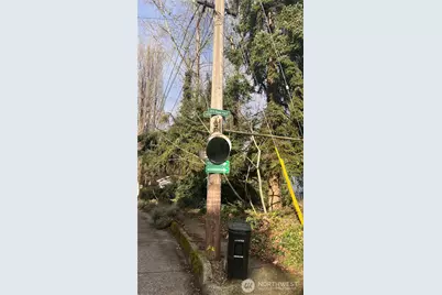 2409 Boyer Avenue E, Seattle, WA 98112 - Photo 16