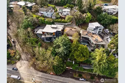 2409 Boyer Avenue E, Seattle, WA 98112 - Photo 14