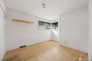 2409 Boyer Ave E, Seattle, WA 98112 - Photo 8
