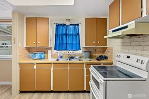 409 Wells Ave N, Renton, WA 98057 - Photo 8