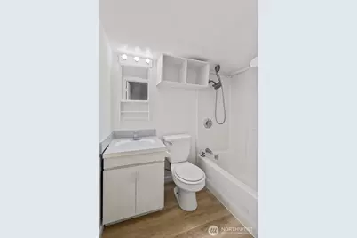 409 Wells Avenue N, Renton, WA 98057 - Photo 24